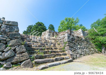 《福岡県》福岡城跡と福岡城跡から見た福岡市の風景（舞鶴公園・鴻臚館） 90678434