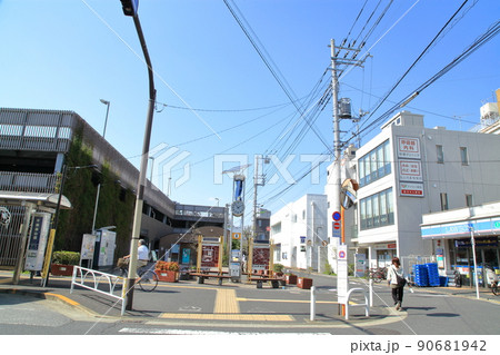 千歳烏山駅　南口バス停 90681942