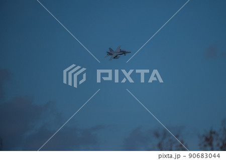 トップガン F-18 7 90683044