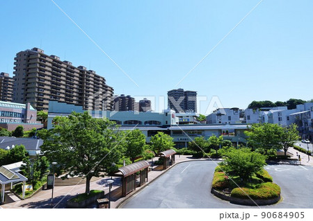 相鉄線 緑園都市駅 東口の風景 相鉄線 緑園都市駅 東口の風景 90684905
