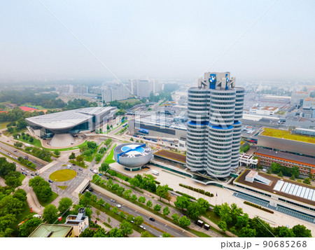 BMW Museum aerial panoramic view, Munich 90685268