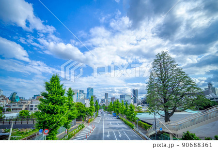 東京　2022 渋谷　ファイヤー通り 90688361