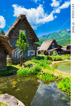 日本の原風景　世界遺産　白川郷 90691164