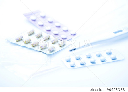 薬いろいろ　医薬品　処方薬　イメージ素材　 90693328