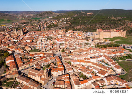 Aerial view of Siguenza with medieval cathedral and fortified castle Aerial view of Siguenza with medieval cathedral and fortified castle 90698884
