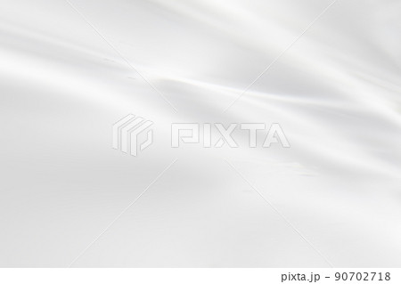 潤いと艶のあるドレープ白のサテン背景 潤いと艶のあるドレープ白のサテン背景 90702718
