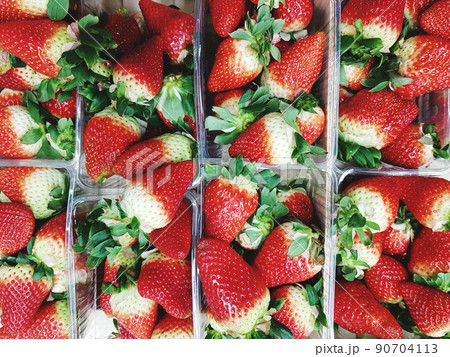 Background of fresh strawberries 90704113