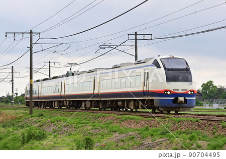 信越本線　見附ー帯織　JR東日本　E653系1100番台　H-204編成（新潟）　しらゆき　いなほ 90704495