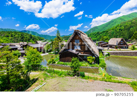 日本の原風景 世界遺産 白川郷 日本の原風景 世界遺産 白川郷 90705255