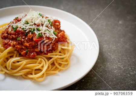 spaghetti bolognese pork or spaghetti with minced pork tomato sauce spaghetti bolognese pork or spaghetti with minced pork tomato sauce 90706359