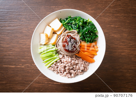 Korean spicy cold noodles 90707176