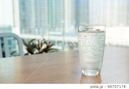 water glass with ice 90707178