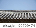 屋根 瓦屋根 空 90709474