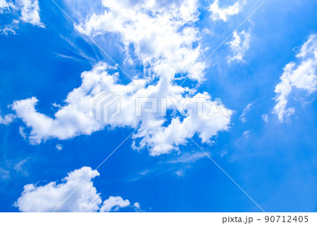 青い空と白い雲の写真素材 [90712405] - PIXTA