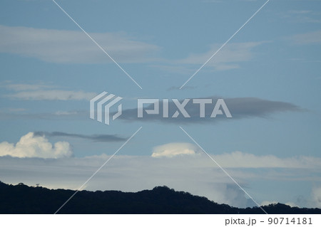 夏の雨間に現れた青空と雲・210818PM 夏の雨間に現れた青空と雲・210818PM 90714181