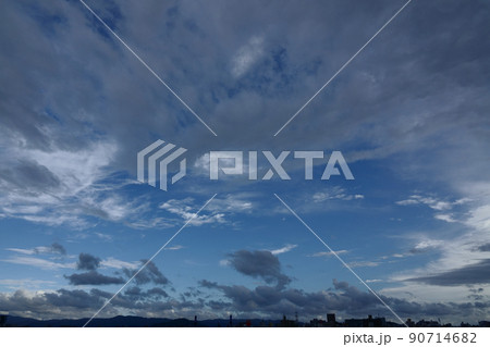 夏の雨間に現れた青空と雲・210818PM 夏の雨間に現れた青空と雲・210818PM 90714682