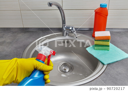 Cleaning agent, sponges and napkins for cleaning plumbing 90720217
