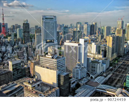 【東京】港区 田町周辺の都市風景 【東京】港区 田町周辺の都市風景 90724459