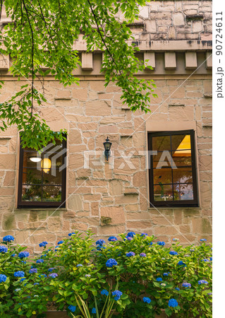 久屋大通庭園フラリエ、満開のあじさい〈愛知県名古屋市〉 90724611