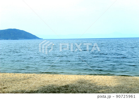 近江舞子駅周辺から見た琵琶湖 90725961