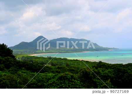 石垣島　南ぬ島石垣空港国内線　の表示 90727169