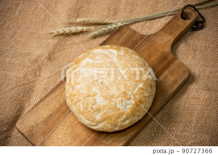 天然酵母パン　Homemade bread  90727366