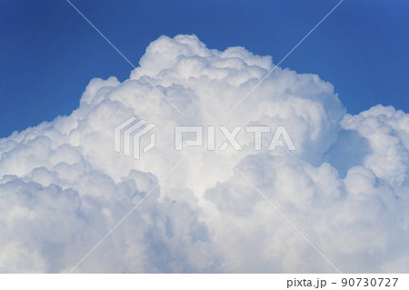 青空と雲 青空と雲 90730727