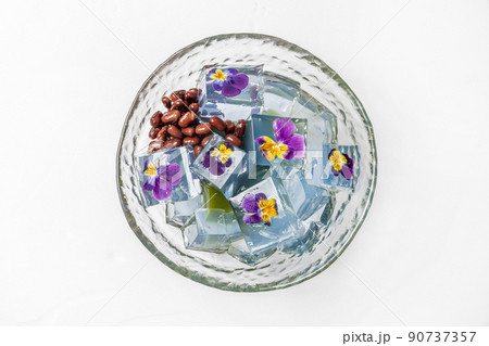 きれいなフルーツゼリー　Colorful sweet delicious fruit jelly 90737357