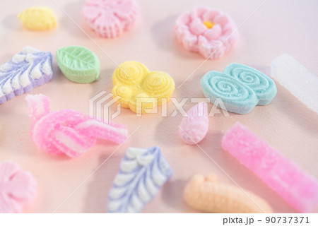 かわいい春の干菓子 落雁 和菓子 琥珀糖 90737371