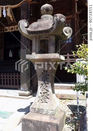 うきは市 若宮八幡宮の金銅製灯篭 うきは市 若宮八幡宮の金銅製灯篭 90738551