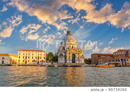 Venice Italy, sunset city skyline at Venice Grand Canal and Basilica di Santa Maria della Salute Venice Italy, sunset city skyline at Venice Grand Canal and Basilica di Santa Maria della Salute 90739260