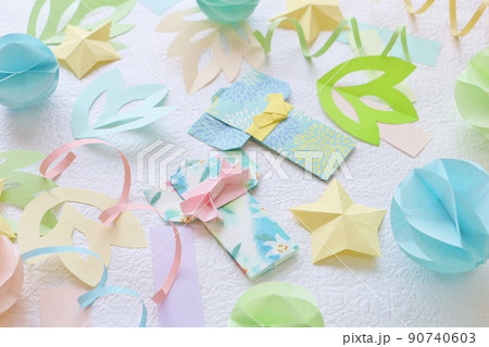 七夕飾りと浴衣 90740603