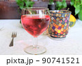 チェコの昼食でのロゼワイン 90741521