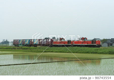 高山本線 速星ー千里 JR貨物 DE10-1687+DE10-1153(東新潟) 高山本線 速星ー千里 JR貨物 DE10-1687+DE10-1153(東新潟) 90743554