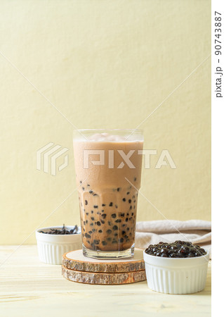 Taiwan milk tea with bubbles Taiwan milk tea with bubbles 90743887