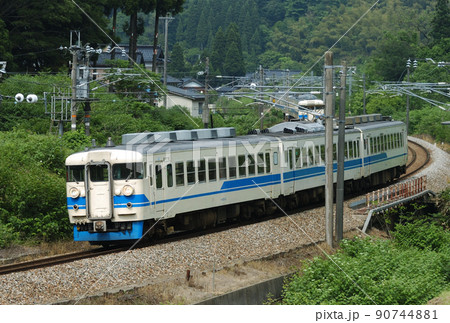 北陸本線　石動ー倶利伽羅　JR西日本　475系　A21編成（金沢） 90744881