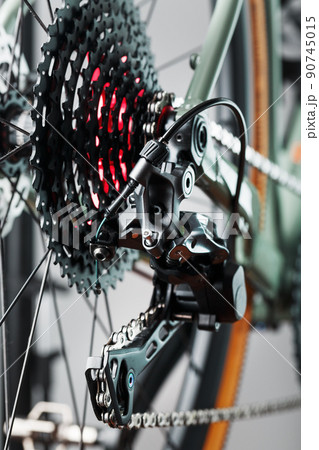 Bicycle crank system with chain close-up, mechanism for repair Bicycle crank system with chain close-up, mechanism for repair 90745015