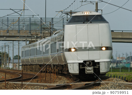 北陸本線 加賀笠間ー美川 JR西日本 683系 S29+S05編成(金沢) しらさぎ 北陸本線 加賀笠間ー美川 JR西日本 683系 S29+S05編成(金沢) しらさぎ 90759951