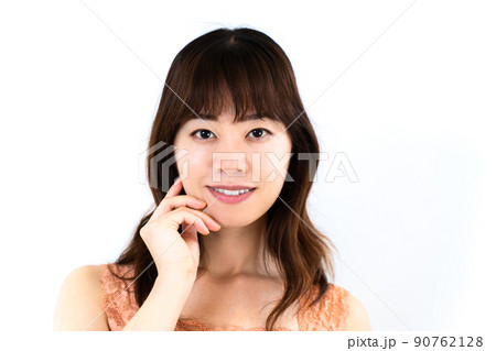 若い女性のポートレート 若い女性のポートレート 90762128