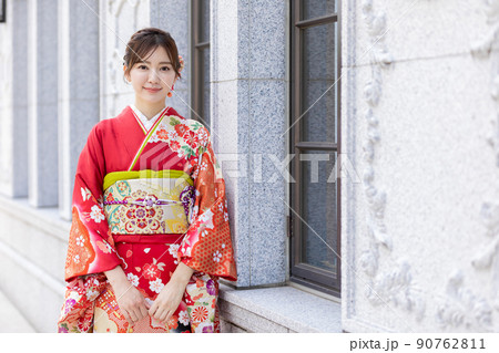 着物姿の女性 着物姿の女性 90762811
