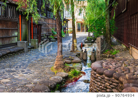 郡上八幡　やなか水のこみち 90764934
