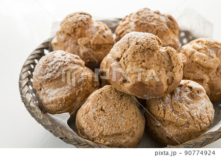 シュークリーム シュークリーム 90774924