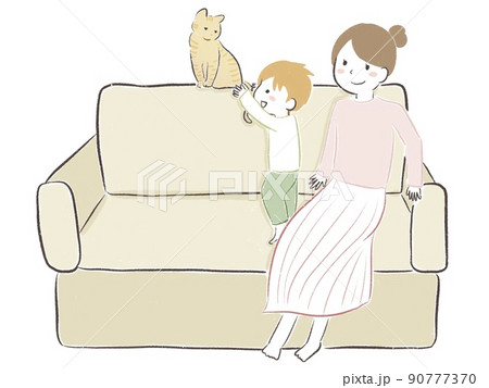 リビングのソファーでくつろぐお母さんと子供とペットの猫 リビングのソファーでくつろぐお母さんと子供とペットの猫 90777370