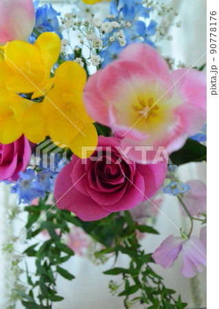 かわいいお花 柔らかい色の花 かわいいお花 柔らかい色の花 90778176