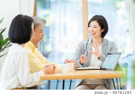 リフォーム相談 シニア 保険 介護 相続 資産運用 リフォーム相談 シニア 保険 介護 相続 資産運用 90781283