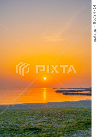 夕日と海 八木遺跡公園 中八木駅 夕日と海 八木遺跡公園 中八木駅 90784714
