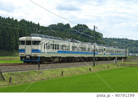 北陸本線　牛ノ谷ー大聖寺　JR西日本　413系　B02+B06編成（金沢） 90791299