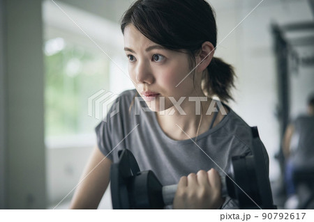 女性　ジム　ダンベル 90792617