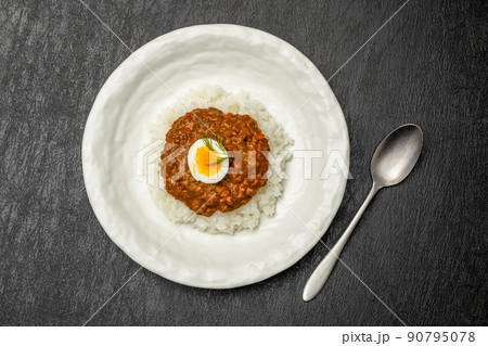 カレーライス Curry and rice at the campsite outdoors カレーライス Curry and rice at the campsite outdoors 90795078