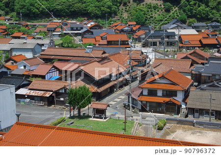 山口県萩市：佐々並の町並み（俯瞰） 90796372